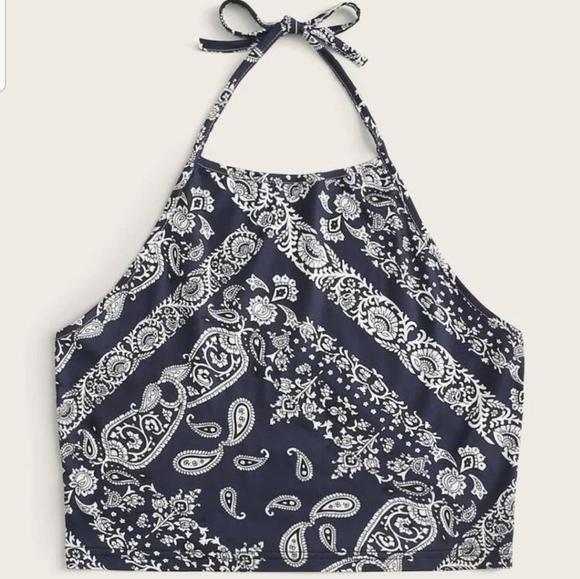 Bandana Crop Top - Picture 5 of 5